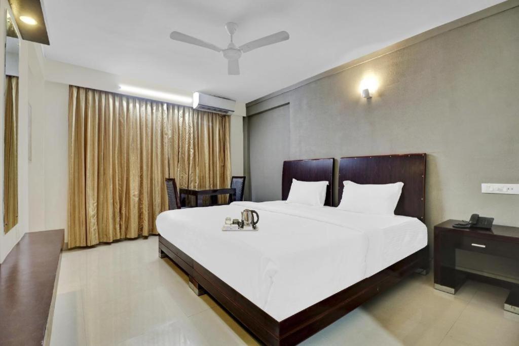 Aec Residency Hotel Alappuzha Eksteriør billede