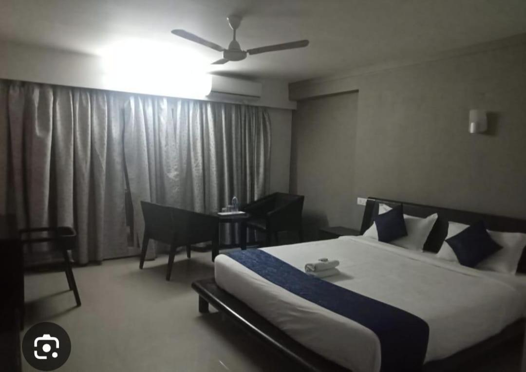 Aec Residency Hotel Alappuzha Eksteriør billede
